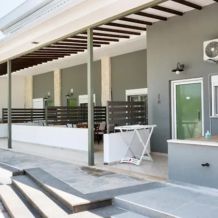 Istira Apartman *